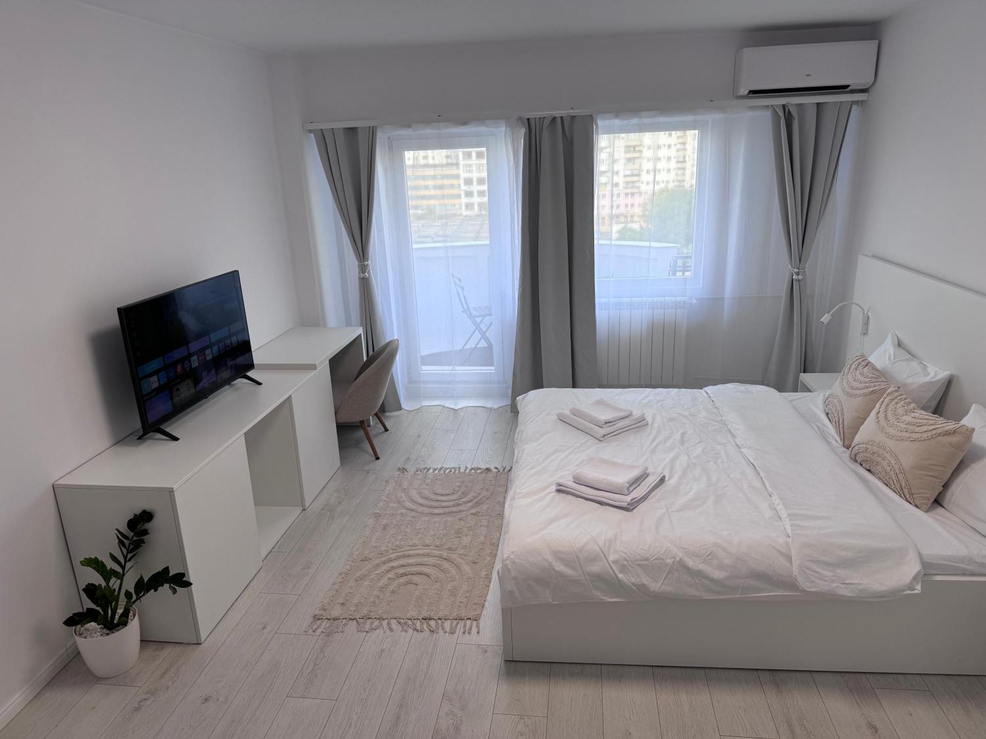 Lun Apartment Cluj Napoca Bagian luar foto